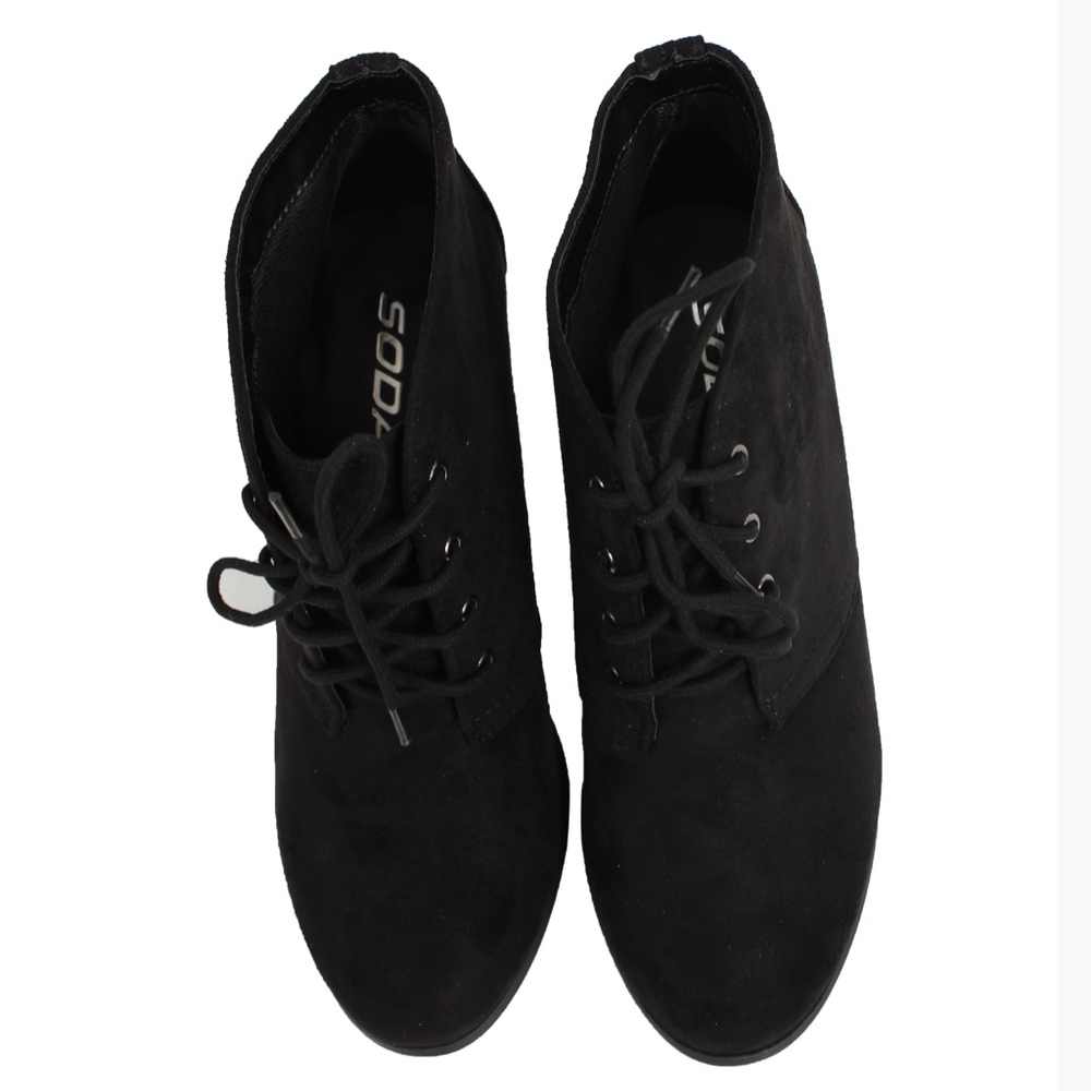 Size 8.5 Black Faux Suede Lace Up Stacked Heel - Picture 3 of 8